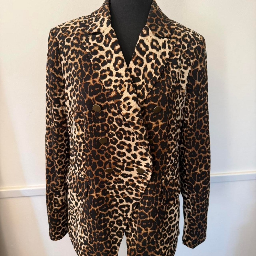 Carolina belle women's leopard print blazer button front shoulder pads safari